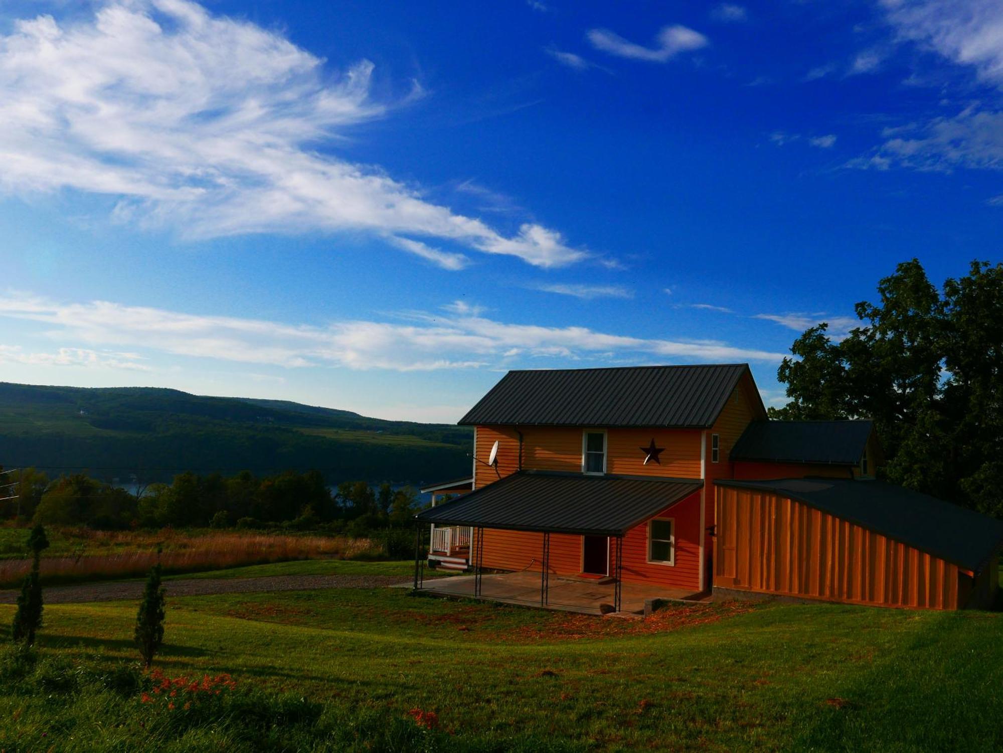 Vineyard Farmhouse With Hot Tub & Lake Views Hammondsport Exterior foto